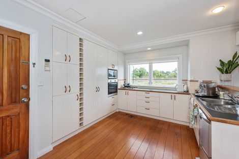 Photo of property in 240 Sutton Road, Drury, 2113