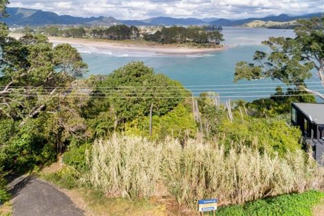 Photo of property in 11 Tairua Terrace, Tairua, 3508