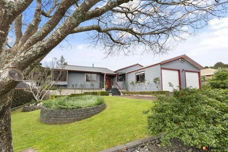 Photo of property in 3 Tuakura Way, The Gardens, Auckland, 2105