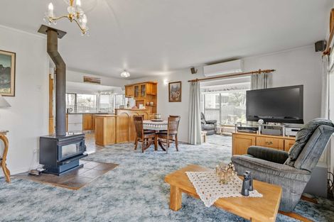 Photo of property in 5c Lindaver Grove, Merrilands, New Plymouth, 4312