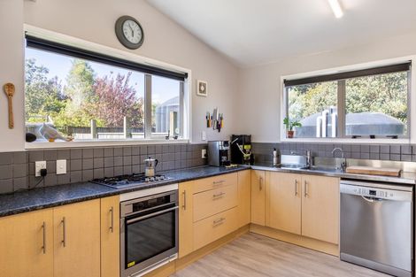 Photo of property in 899 State Highway 1, Te Horo, Otaki, 5581