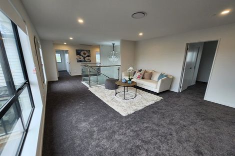 Photo of property in 19 Henriette Place, Totara Park, Auckland, 2105