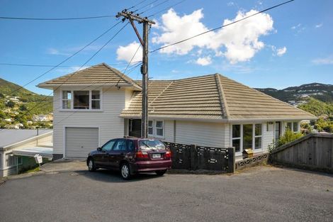 Photo of property in 28a Collier Avenue, Karori, Wellington, 6012