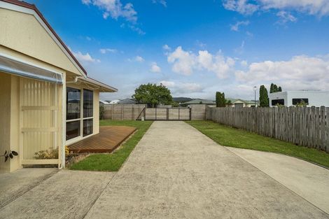 Photo of property in 14 Santa Maria Drive, Whitianga, 3510
