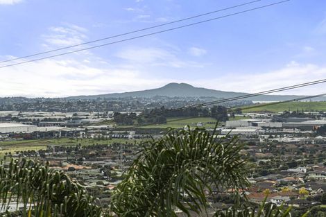 Photo of property in 158 Redoubt Road, Flat Bush, 2019