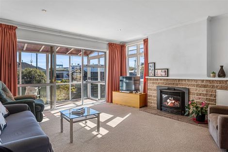 Photo of property in 1/62 Bassett Street, Burwood, Christchurch, 8083