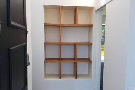 Photo of property in 2 Cypress Grove, Paraparaumu, 5032