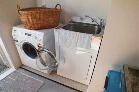 Photo of property in 81 Caulfield Avenue, Halswell, Christchurch, 8025