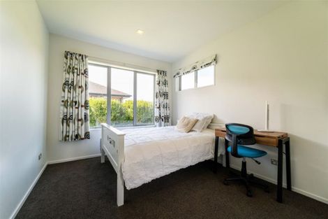 Photo of property in 32 Buckhurst Avenue, Wigram, Christchurch, 8042