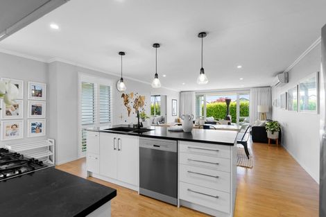 Photo of property in 1 Boyce Crescent, Cambridge, 3434