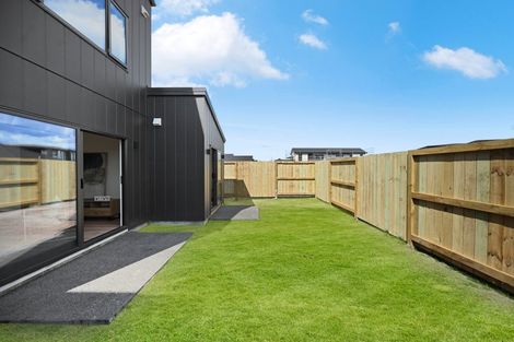 Photo of property in 74 Overton Street, Rototuna North, 3210