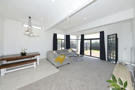 Photo of property in 1/84 Cutts Road, Russley, Christchurch, 8042