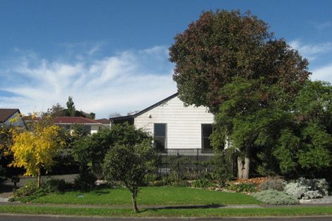 Photo of property in 38 Aberfeldy Avenue, Highland Park, Auckland, 2010