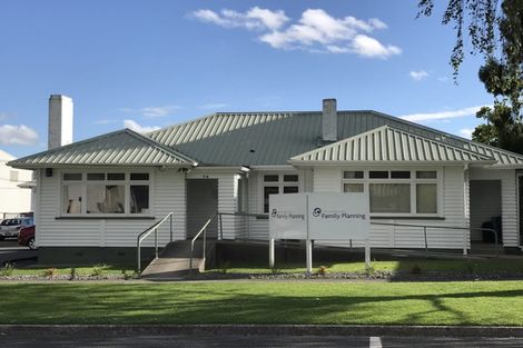 Photo of property in 74 Tenth Avenue, Tauranga, 3110