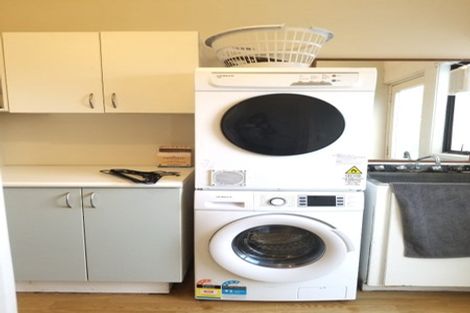 Photo of property in 2 Corric Hill, Torbay, Auckland, 0630