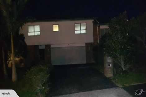 Photo of property in 6 Black Teal Close, Unsworth Heights, Auckland, 0632