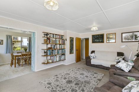 Photo of property in 9 Frobisher Street, Island Bay, Wellington, 6023