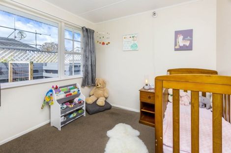 Photo of property in 35 Tacoma Drive, Totara Park, Upper Hutt, 5018