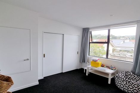 Photo of property in 9/20 Trent Street, Island Bay, Wellington, 6023