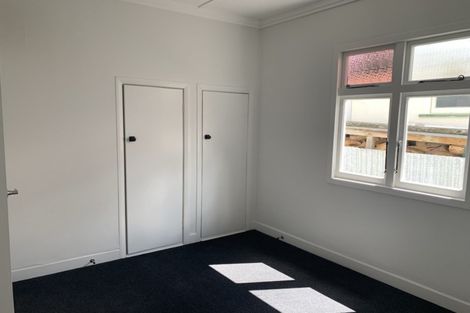 Photo of property in 98 Wood Street, Takaro, Palmerston North, 4410