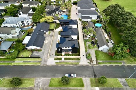 Photo of property in 6a Jern Place, Eastern Beach, Auckland, 2012