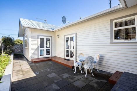 Photo of property in 117 Carrington Street, Lower Vogeltown, New Plymouth, 4310