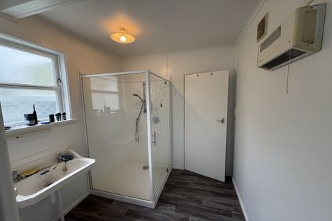 Photo of property in 5 Birch Street, Johnsonville, Wellington, 6037