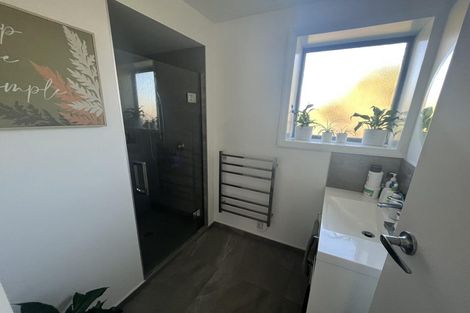 Photo of property in 2 Grosvenor Street, Redwood, Christchurch, 8051