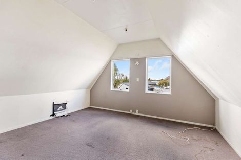 Photo of property in 30b Newton Place, Westbrook, Palmerston North, 4412