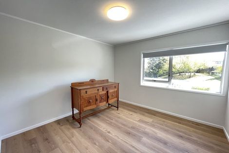 Photo of property in 19 Lancelot Place, Glenfield, Auckland, 0629