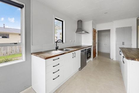 Photo of property in 18 Paterson Street, Aramoho, Whanganui, 4500