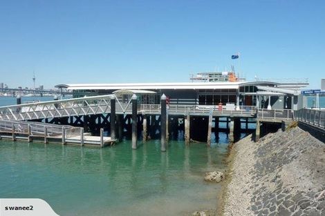 Photo of property in 14a Glade Place, Birkenhead, Auckland, 0626