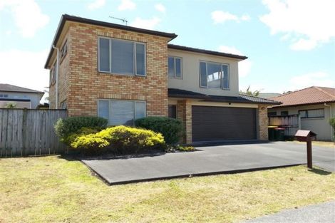 Photo of property in 114 Stancombe Road, Flat Bush, Auckland, 2016