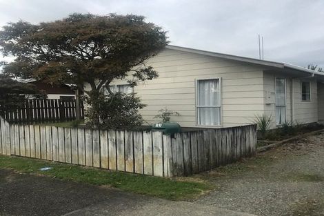Photo of property in 13 Balmoral Street, Levin, 5510
