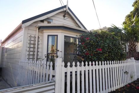 Photo of property in 110 Brougham Street, Mount Victoria, Wellington, 6011