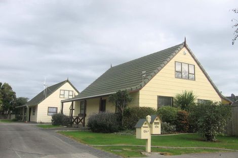 Photo of property in 186 Amberley Avenue, Highbury, Palmerston North, 4412