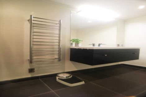 Photo of property in Dominion Apartments, 5/80 Victoria Street, Wellington Central, Wellington, 6011