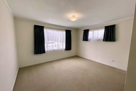 Photo of property in 1 Takatimu Way, Johnsonville, Wellington, 6037