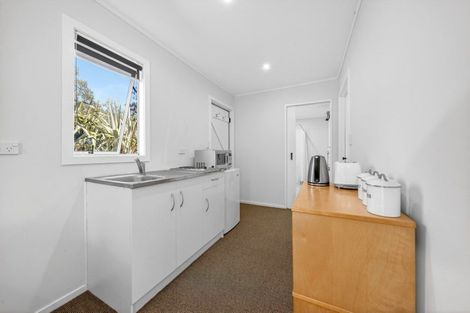 Photo of property in 14 Campbell Drive, Martinborough, 5711