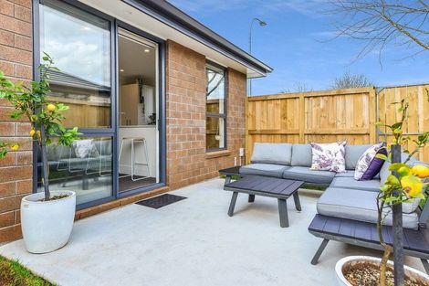 Photo of property in 53 Holland Road, Fairfield, Hamilton, 3214