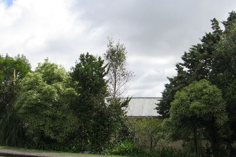 Photo of property in 86a Colwill Road, Massey, Auckland, 0614