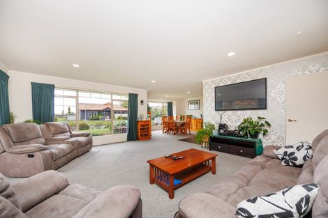 Photo of property in 27 Leander Place, Milson, Palmerston North, 4414