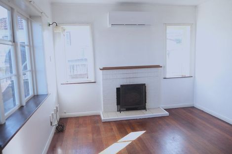 Photo of property in 96 Forest Lake Road, Forest Lake, Hamilton, 3200