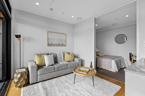 Photo of property in Frank Sargeson Apts, 302/80 Anzac Street, Takapuna, Auckland, 0622