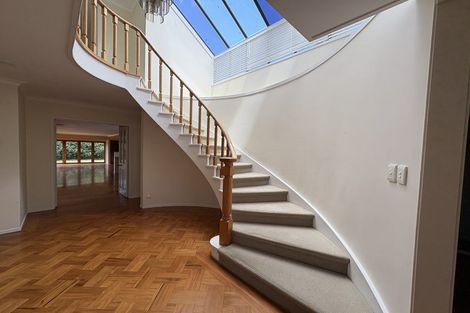 Photo of property in 5 Tiri Road, Takapuna, Auckland, 0620