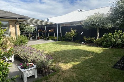 Photo of property in 30 Taiore Crescent, Marshland, Christchurch, 8083