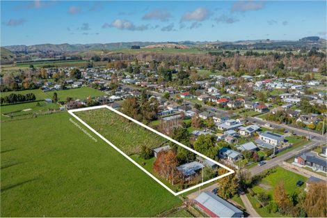 Photo of property in 36 Guy Street, Waipawa, 4210