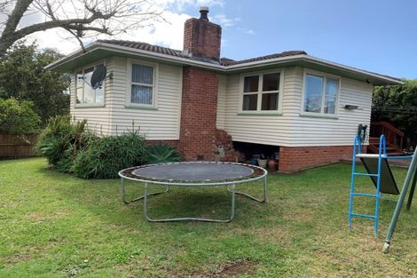 Photo of property in 58 Cardiff Road, Pakuranga, Auckland, 2010