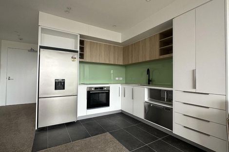 Photo of property in 904/1 Buscomb Avenue, Henderson, Auckland, 0610