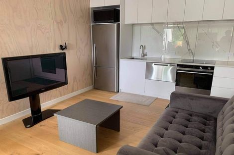 Photo of property in 2/167 Hobsonville Point Road, Hobsonville, Auckland, 0616